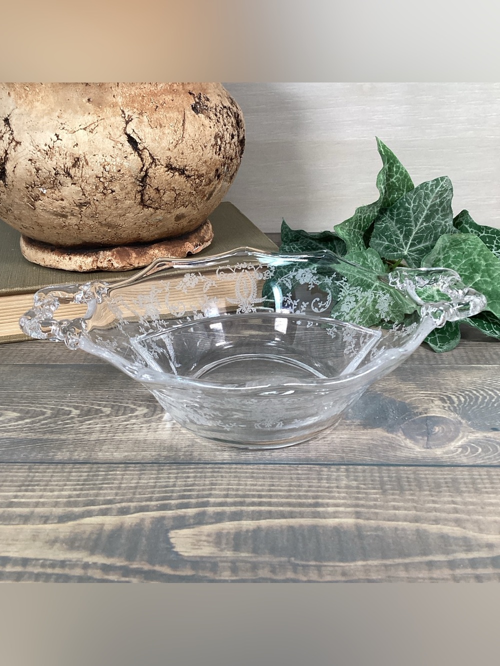 Viking Glass Prelude Divided Dish 6” Handled – Vintage Relish Candy Nut